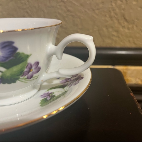 FEBRUARY Vintage AVON ‘Blossoms of the Month’ Teacup & Saucer February Violet - Picture 9 of 10